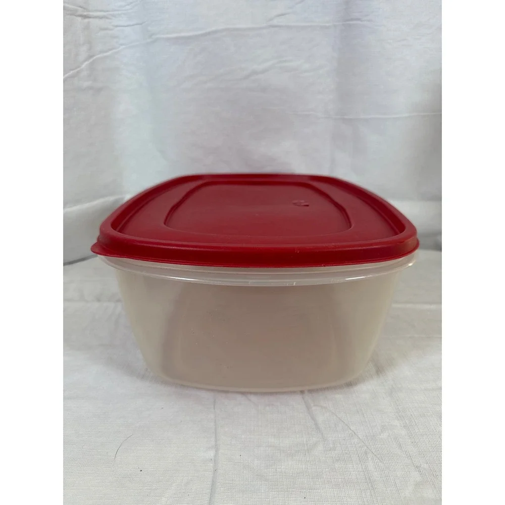 Rubbermaid large clear